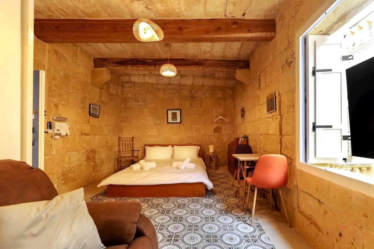 Historic Hideaways - 900 Year Old Converted Studios ビクトリア エクステリア 写真