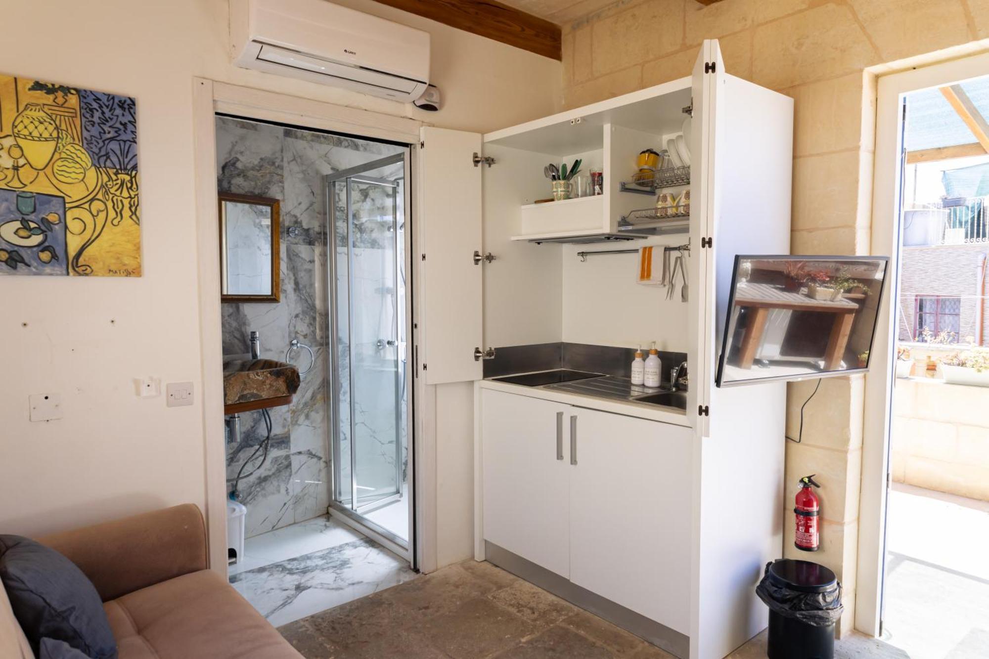 Historic Hideaways - 900 Year Old Converted Studios ビクトリア エクステリア 写真