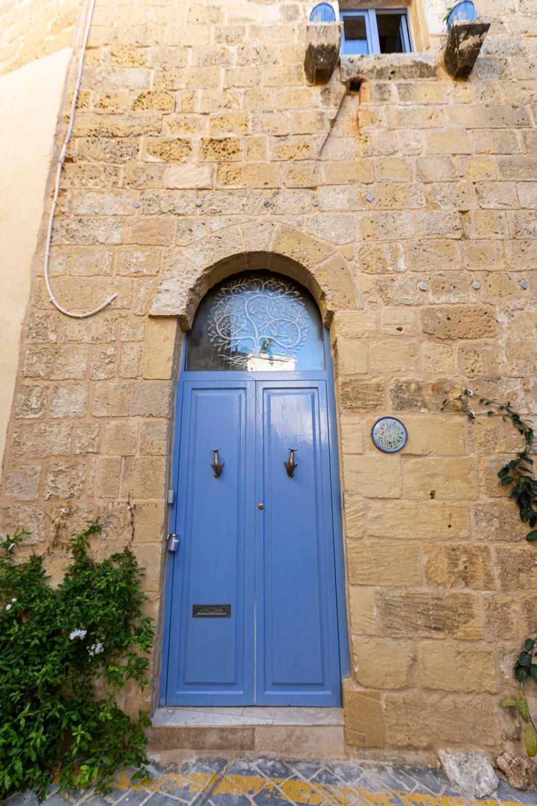 Historic Hideaways - 900 Year Old Converted Studios ビクトリア エクステリア 写真